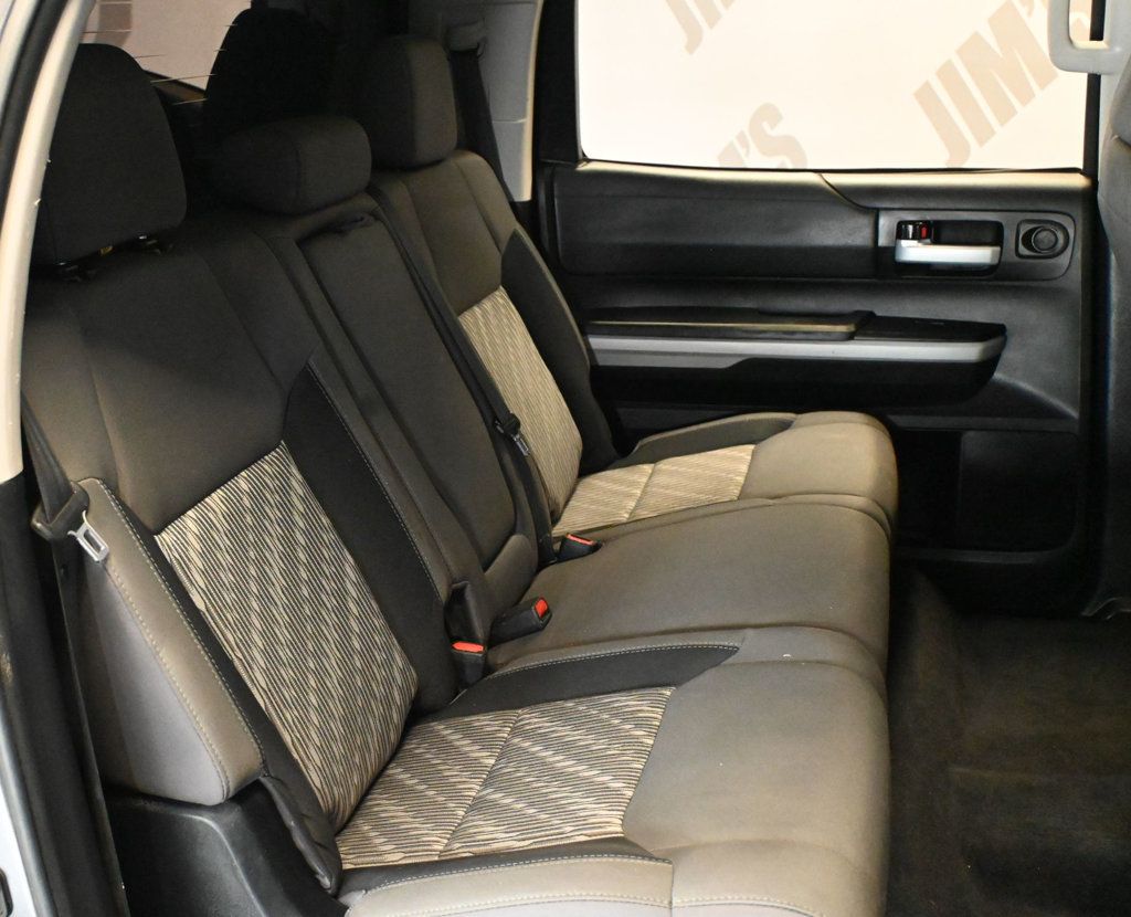 Toyota Tundra photo 18