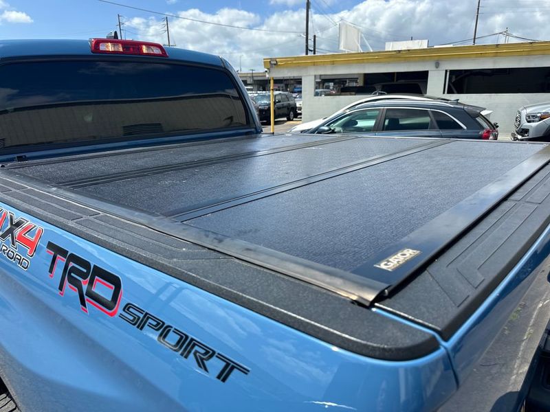 2021 Toyota Tundra 2WD SR5 CrewMax 5.5' Bed 5.7L - 23060735 - 18