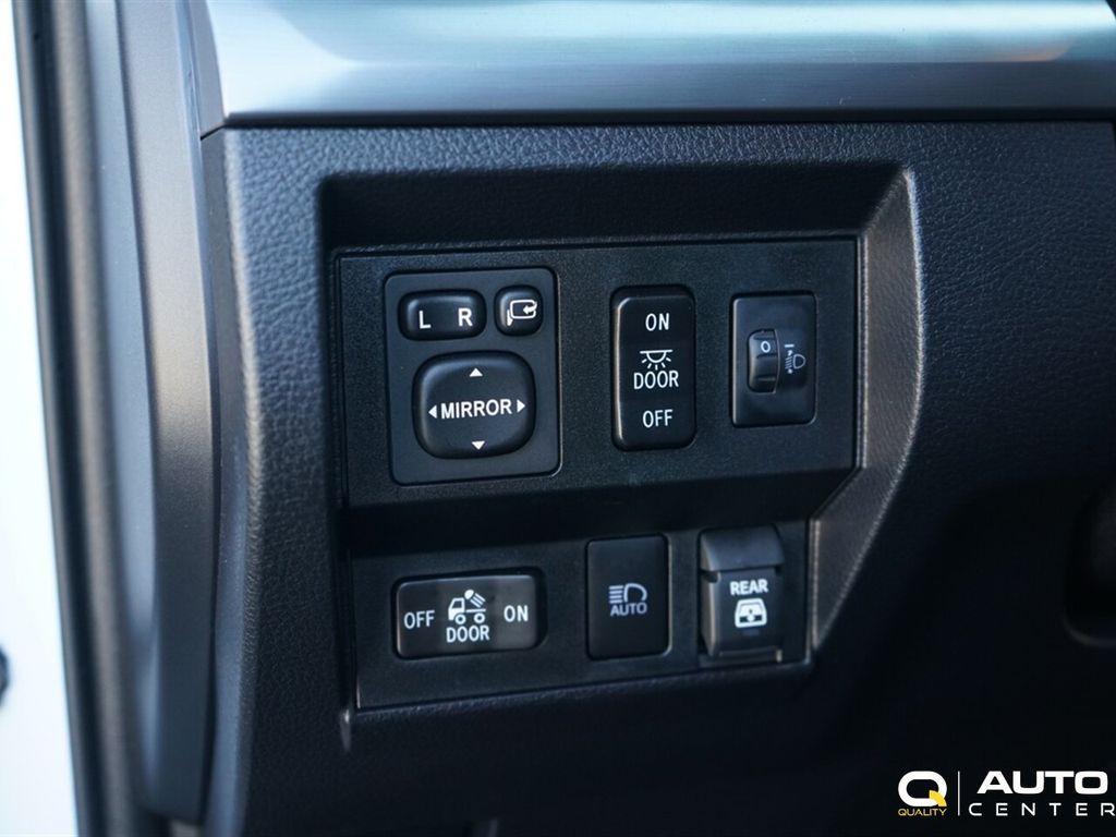 2021 Toyota Tundra 4WD  - 23050429 - 18