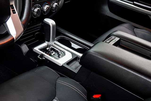 2021 Toyota Tundra 4WD SR5 CrewMax 5.5' Bed 5.7L - 22975015 - 15