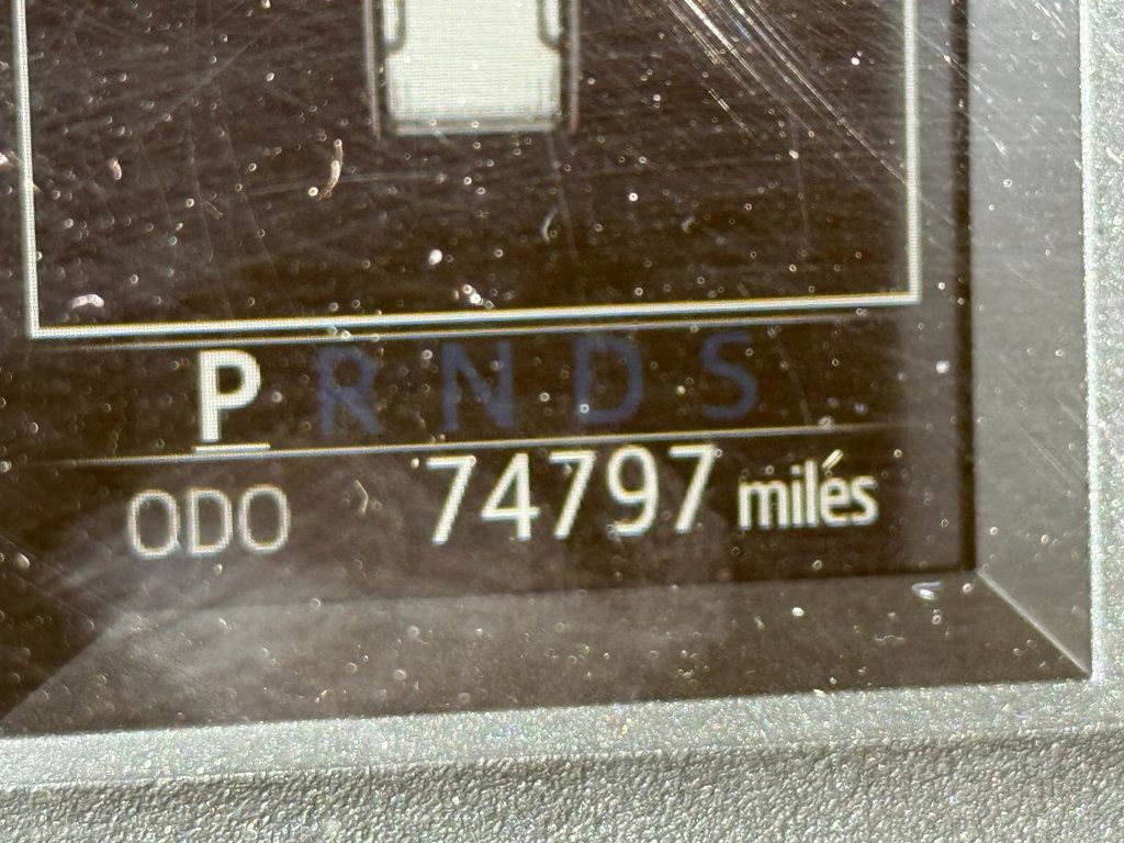 2021 Toyota Tundra 4WD SR5 CrewMax 5.5' Bed 5.7L - 22940541 - 9