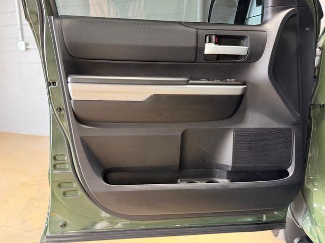 2021 Toyota Tundra 4WD SR5 CrewMax 5.5' Bed 5.7L - 22967196 - 17