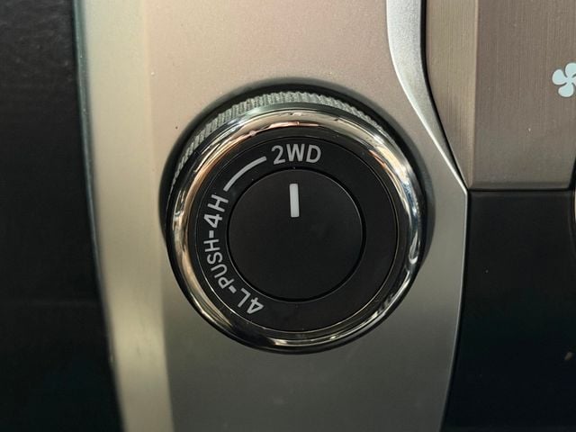 2021 Toyota Tundra 4WD SR5 CrewMax 5.5' Bed 5.7L - 22967196 - 32