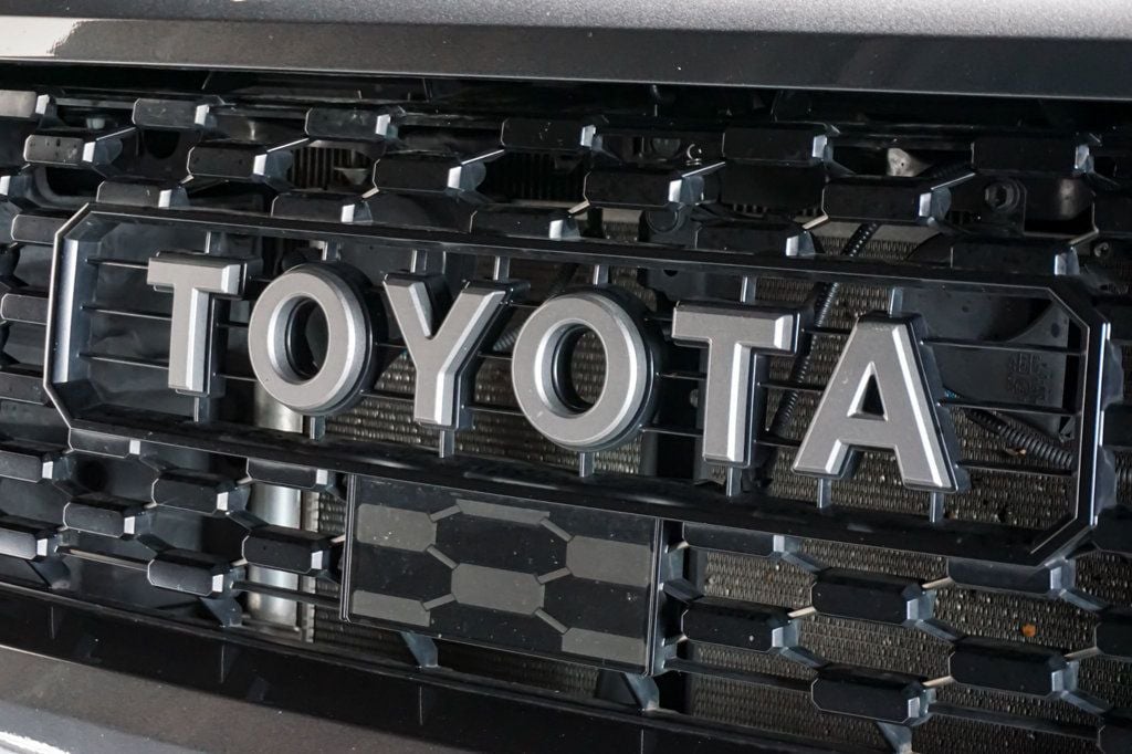 2021 Toyota Tundra 4WD *TRD Pro CrewMax* *4x4* *Magnetic Gray/Black Leather* *1-Owner* - 23022976 - 41