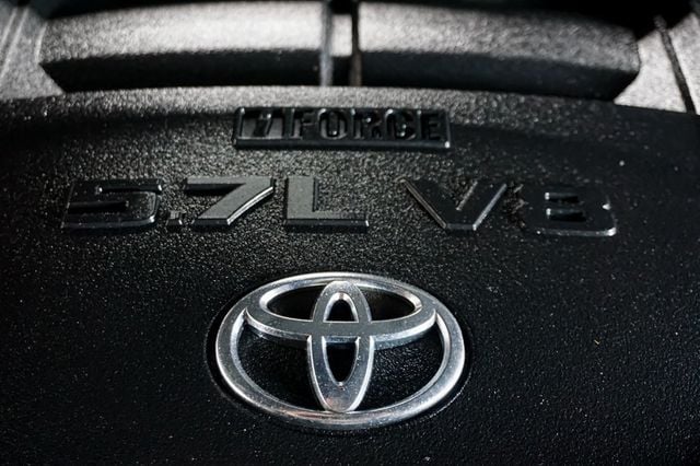 2021 Toyota Tundra 4WD *TRD Pro CrewMax* *4x4* *Magnetic Gray/Black Leather* *1-Owner* - 23022976 - 47