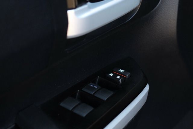 2021 Toyota Tundra 4WD TRD SPORT  W/ LEATHER SEATS - 23009269 - 19