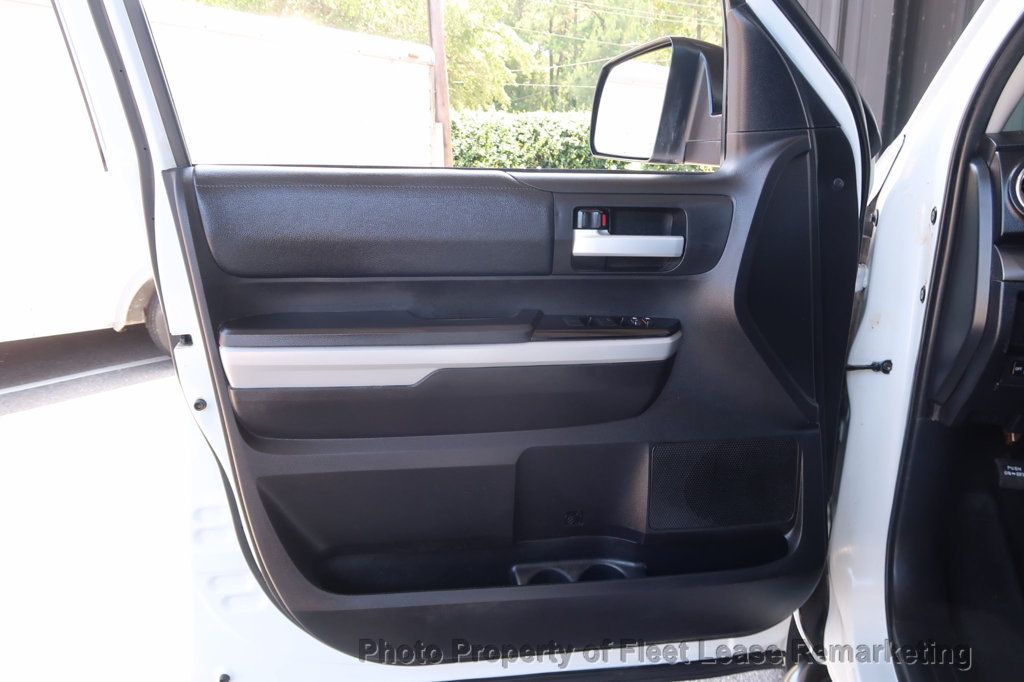 2021 Toyota Tundra 4WD Tundra 4WD Crew Cab Max SR5 - 23082280 - 12