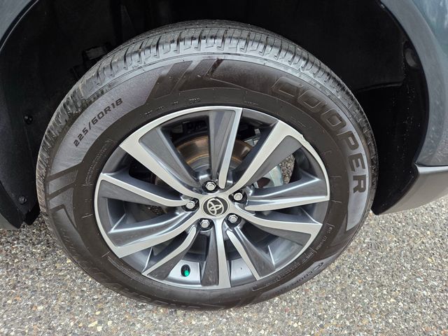 2021 Toyota Venza LE AWD - 23001886 - 12