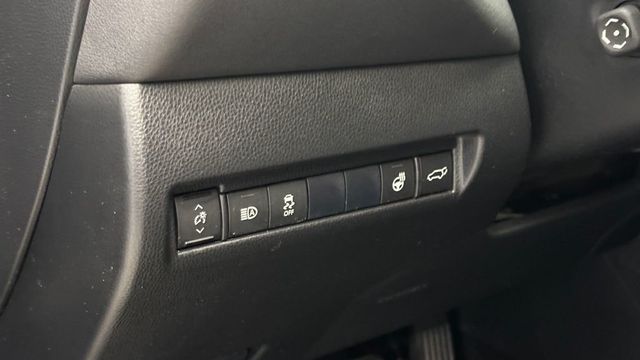 2021 Toyota Venza LE AWD - 23030154 - 13