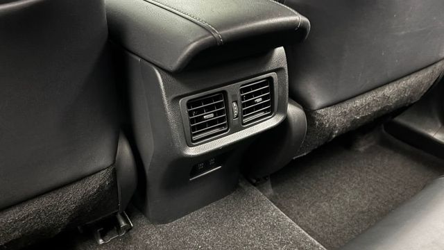 2021 Toyota Venza LE AWD - 23030154 - 27