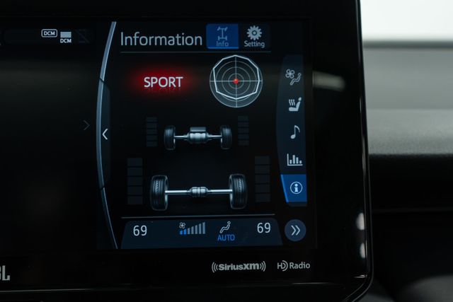2021 Toyota Venza Limited AWD - 23026880 - 27