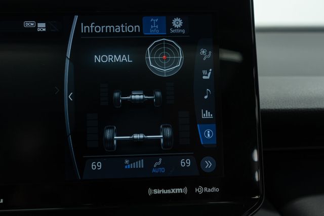 2021 Toyota Venza Limited AWD - 23026880 - 28