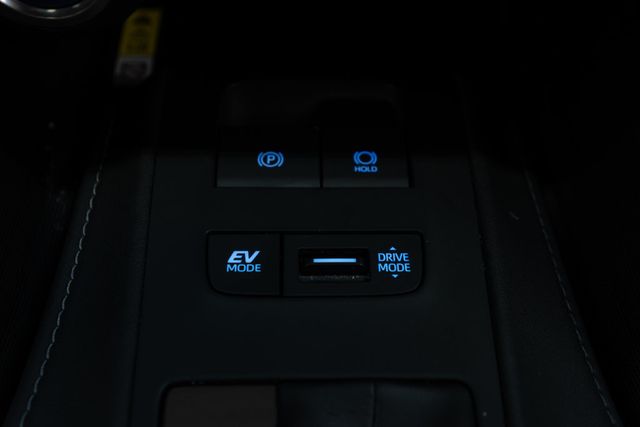 2021 Toyota Venza Limited AWD - 23026880 - 30