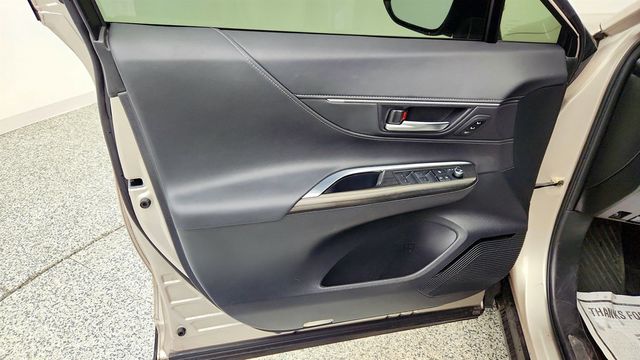 2021 Toyota Venza XLE AWD w/ Premium JBL Audio, Dynamic Navigation & SofTex Pkg - 23002174 - 9