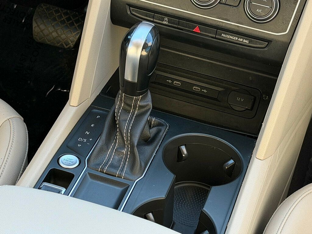 2021 Volkswagen Atlas  - 22975558 - 29