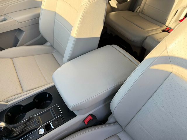 2021 Volkswagen Atlas  - 22975558 - 35