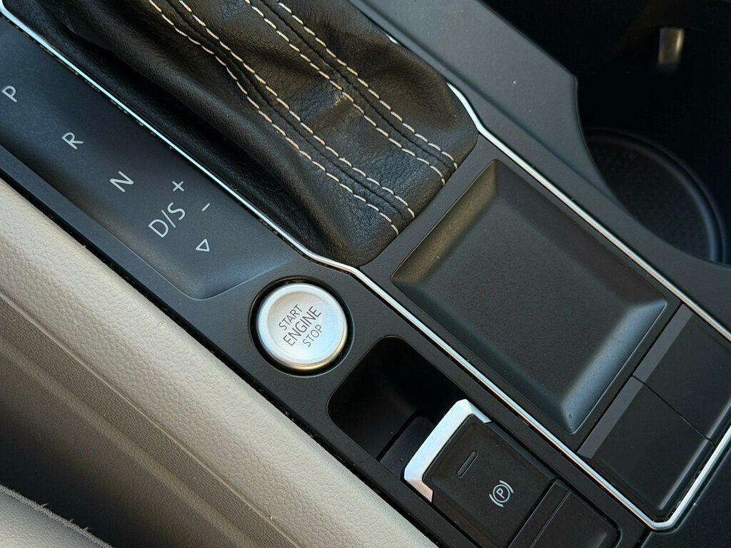 2021 Volkswagen Atlas  - 22975558 - 38