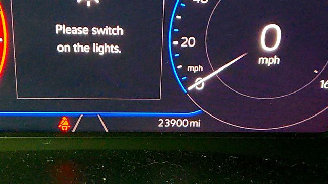 2021 Volkswagen Atlas 2021.5 2.0T SEL Premium 4MOTION w/ 2nd-Row Dual Captain's Chairs - 23015751 - 15