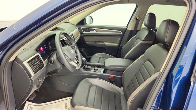 2021 Volkswagen Atlas 2021.5 2.0T SEL Premium 4MOTION w/ 2nd-Row Dual Captain's Chairs - 23015751 - 20