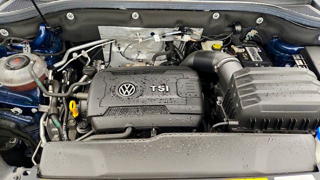 2021 Volkswagen Atlas 2021.5 2.0T SEL Premium 4MOTION w/ 2nd-Row Dual Captain's Chairs - 23015751 - 28