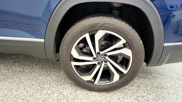 2021 Volkswagen Atlas 2021.5 2.0T SEL Premium 4MOTION w/ 2nd-Row Dual Captain's Chairs - 23015751 - 8