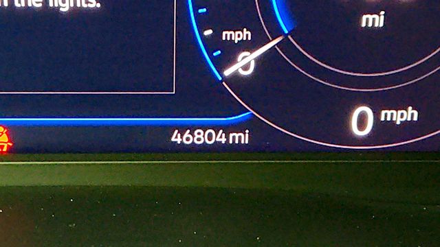 2021 Volkswagen Atlas 2021.5 3.6L V6 SEL 4MOTION w/ 2nd Row Captain's Chairs ( Seats - 22972628 - 14