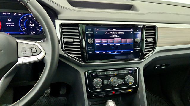 2021 Volkswagen Atlas 2021.5 3.6L V6 SEL 4MOTION w/ 2nd Row Captain's Chairs ( Seats - 22972628 - 16