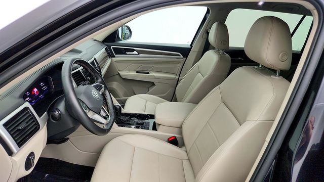 2021 Volkswagen Atlas 2021.5 3.6L V6 SEL 4MOTION w/ Captain's Chairs - 23056579 - 20