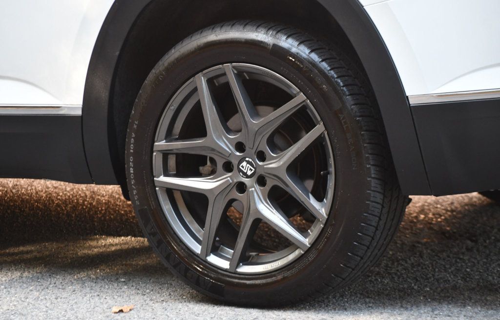 2021 Volkswagen Atlas SEL Premium photo 13