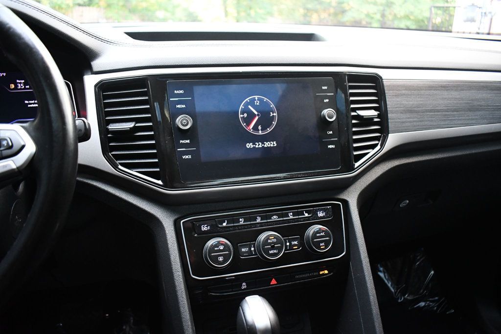 2021 Volkswagen Atlas SEL Premium photo 25
