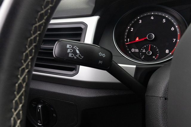 2021 Volkswagen Atlas 2021.5 3.6L V6 SE w/Technology 4MOTION - 22840206 - 23