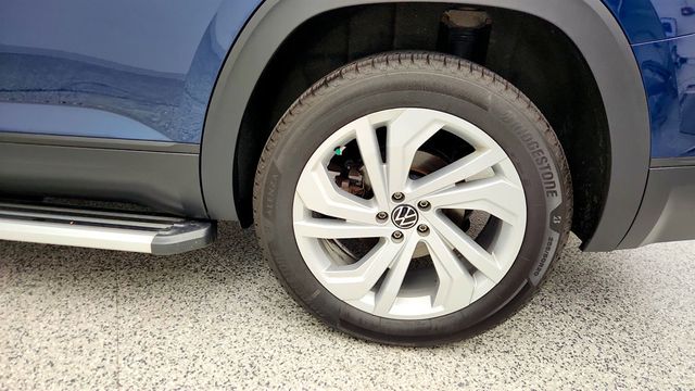 2021 Volkswagen Atlas 2021.5 3.6L V6 SE w/Technology 4MOTION w/ Panoramic Sunroof - 23009120 - 8