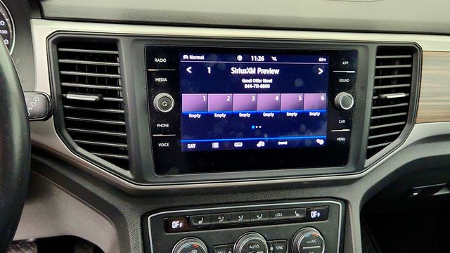 2021 Volkswagen Atlas 2.0T SE w/Technology 4MOTION w/ Pano Sunroof & Capt's Chairs Pkg - 23034724 - 17