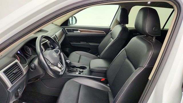 2021 Volkswagen Atlas 2.0T SE w/Technology 4MOTION w/ Pano Sunroof & Capt's Chairs Pkg - 23034724 - 18
