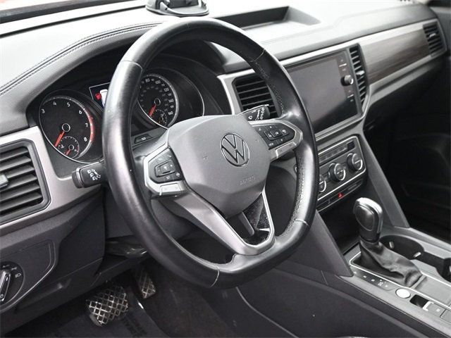 2021 Volkswagen Atlas SE Technology photo 3