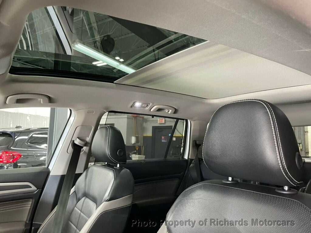 2021 Volkswagen Atlas 3.6L V6 SEL R-Line 4MOTION - 22935779 - 10