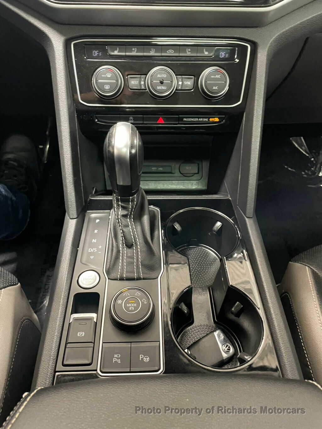 2021 Volkswagen Atlas 3.6L V6 SEL R-Line 4MOTION - 22935779 - 14