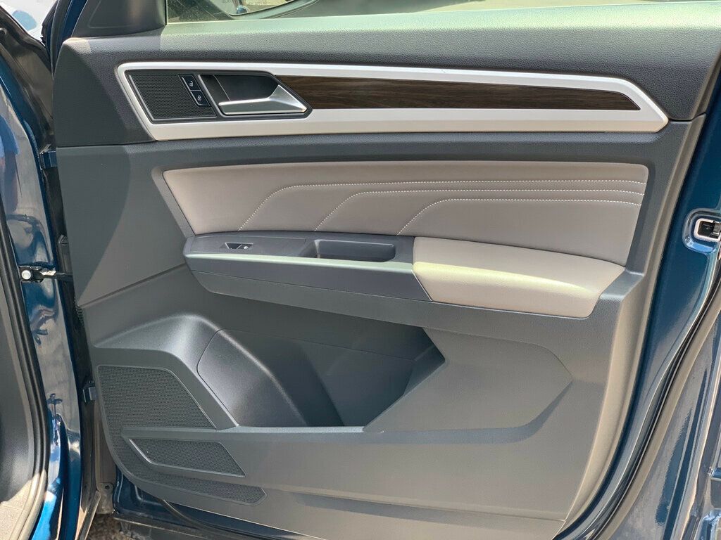 2021 Volkswagen Atlas 3.6L V6 SE w/Technology 4MOTION AWD - 22860093 - 19
