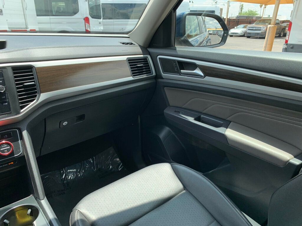 2021 Volkswagen Atlas 3.6L V6 SE w/Technology 4MOTION AWD - 22860093 - 59