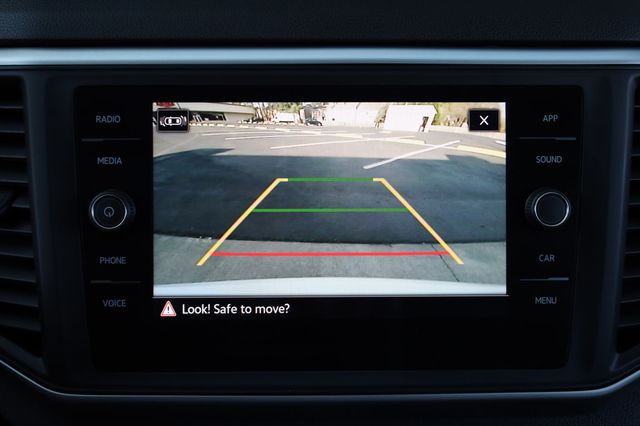 2021 Volkswagen Atlas 3.6L V6 SE w/Technology FWD - 22972620 - 37