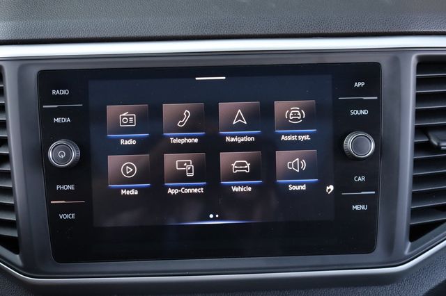 2021 Volkswagen Atlas 3.6L V6 SE w/Technology FWD - 22972620 - 38