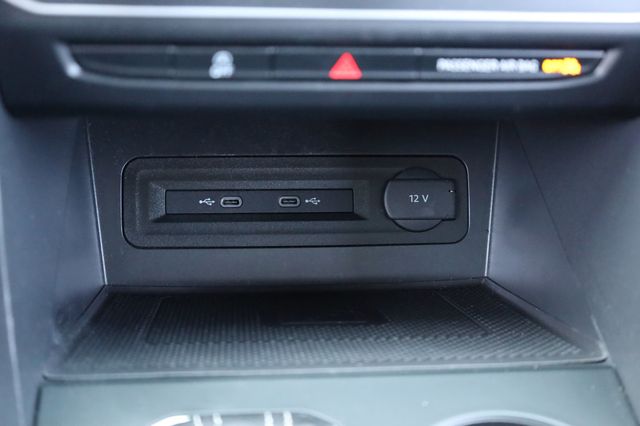 2021 Volkswagen Atlas 3.6L V6 SE w/Technology FWD - 22972620 - 42