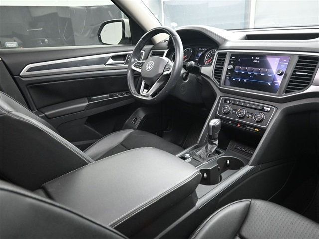 2021 Volkswagen Atlas V6 SE Technology R-Line photo 14