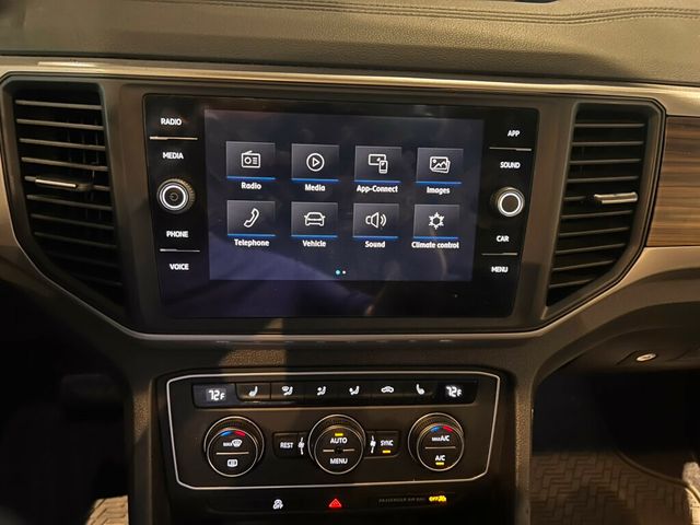 2021 Volkswagen Atlas LocalTrade/SE/Technology/PanoRoofPkg/HtdSeats/AppleCarplay/NAV - 23040579 - 9