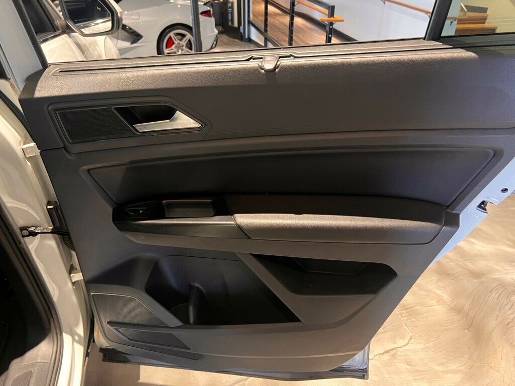 2021 Volkswagen Atlas LocalTrade/SE/Technology/PanoRoofPkg/HtdSeats/AppleCarplay/NAV - 23040579 - 15