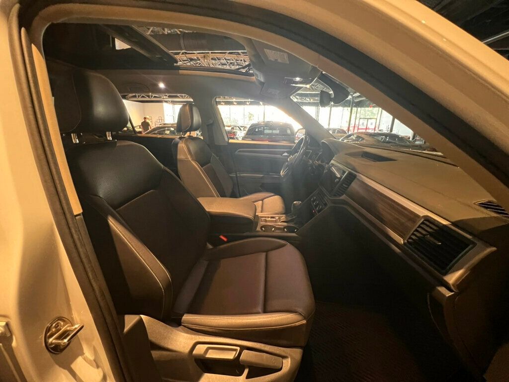2021 Volkswagen Atlas LocalTrade/SE/Technology/PanoRoofPkg/HtdSeats/AppleCarplay/NAV - 23040579 - 20
