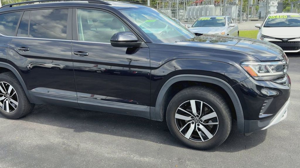 Volkswagen Atlas SE photo 2