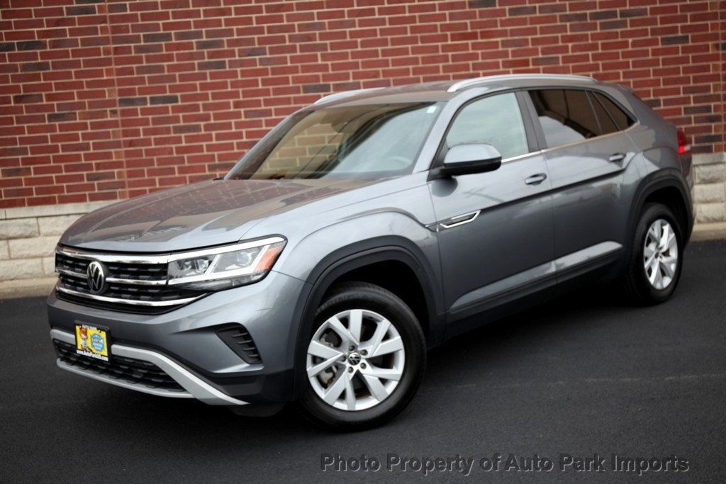 2021 Volkswagen Atlas Cross Sport photo 3