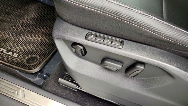 2021 Volkswagen Atlas Cross Sport 2.0T SEL 4MOTION - 23016330 - 11