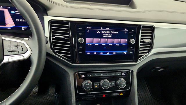 2021 Volkswagen Atlas Cross Sport 2.0T SEL 4MOTION - 23016330 - 17